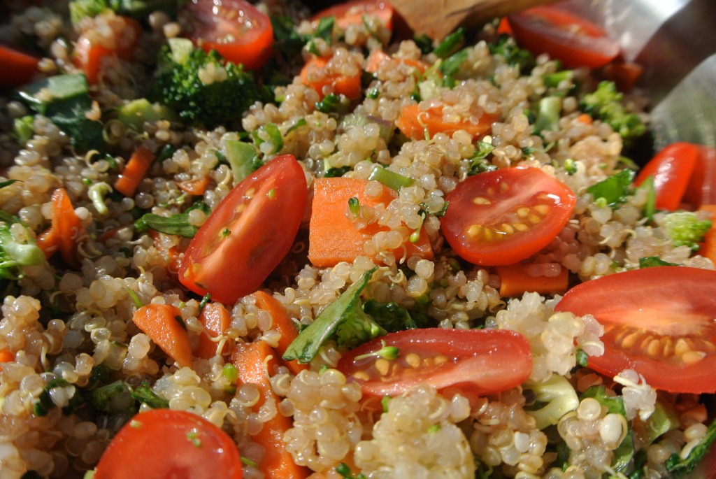 Quick & Easy Healthy Homemade Meals Quinoa Salad with Balsamic Vinegar